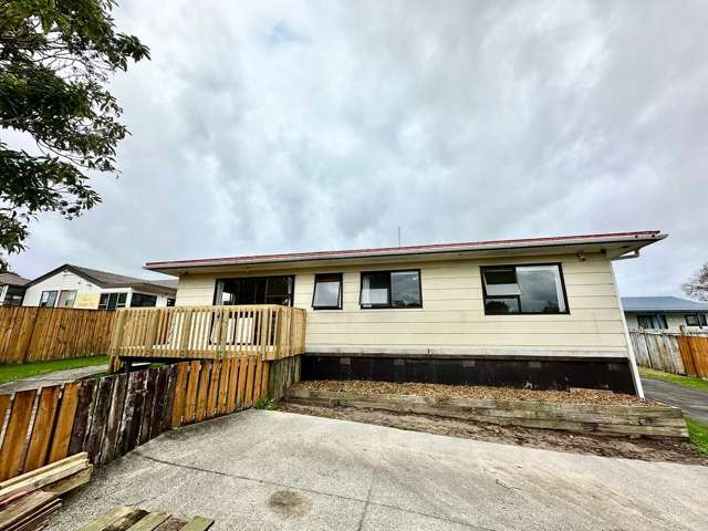 Large family home with rumpus and covered deck