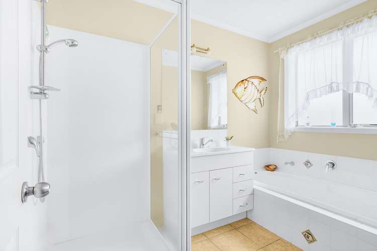 28 Mickelson Avenue Rototuna_16