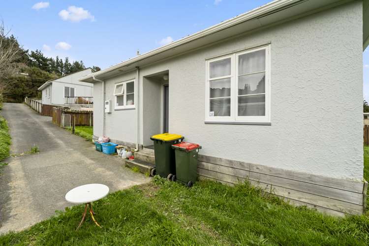 18 & 18A Fraser Street Wainuiomata_16