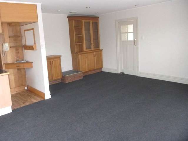 6 Windermere Crescent Blockhouse Bay_1