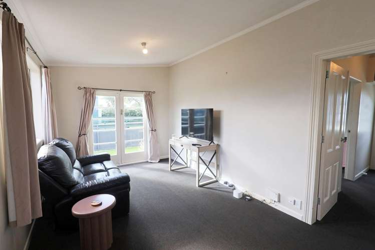 4/12 Clifton Street Windsor_14