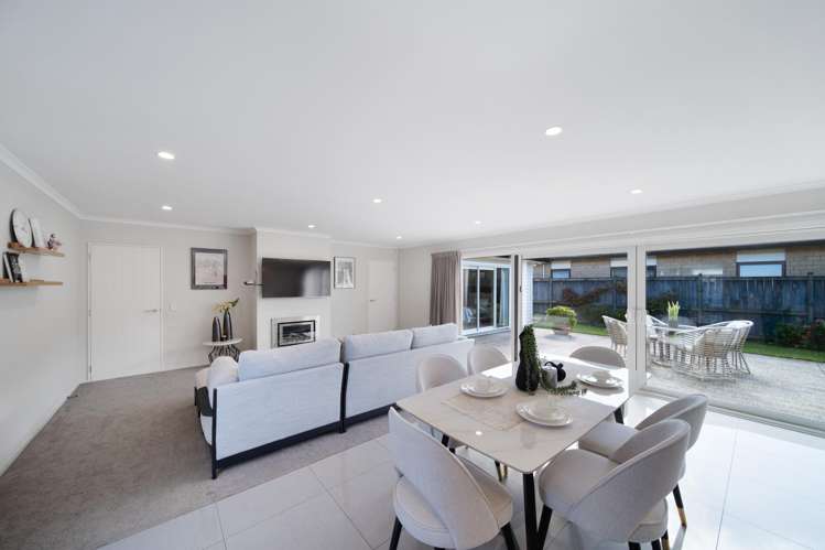 8 Canini Grove Karaka_7