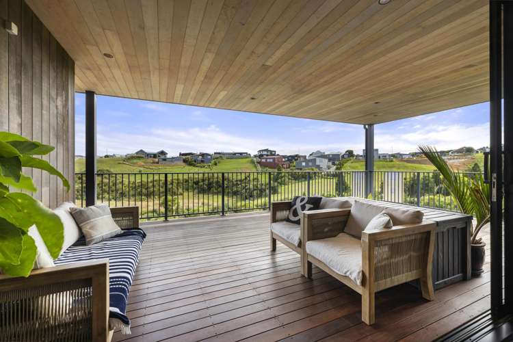 21 Maataitai Road Raglan_17