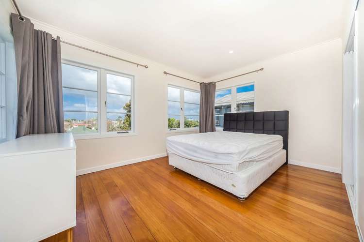 15 Williamson Avenue Belmont_7