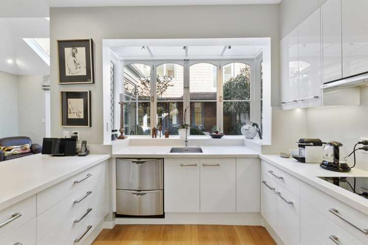 198 Oriental Parade Oriental Bay_6