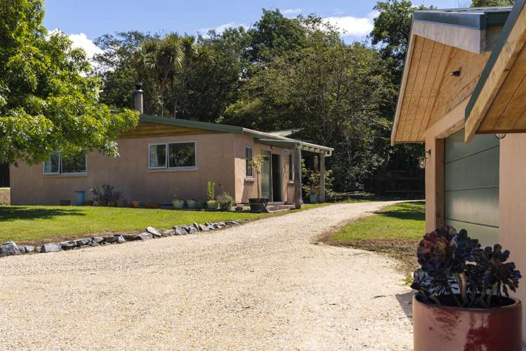 96 Fraser Road Rangihaeata_30