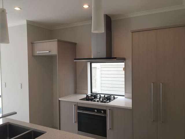 15 Costa Viva Crescent Karaka_2