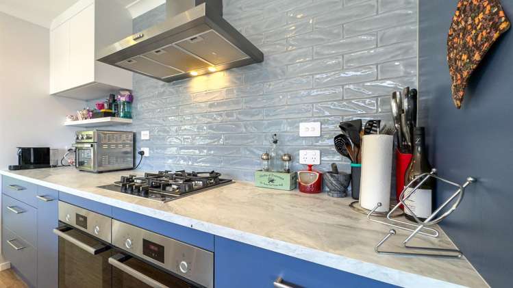 4 Hugo Shaw Drive 11373_5