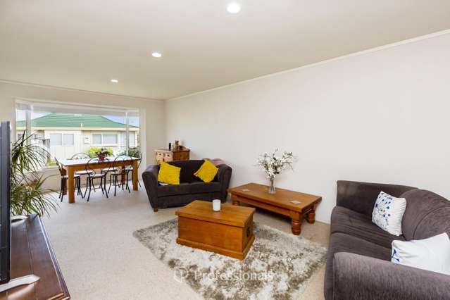 16/17 John Street Trentham_4