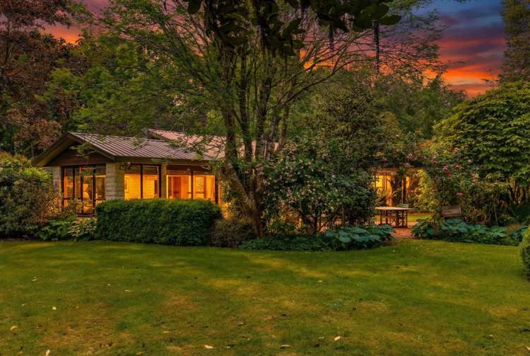 465 Old West Coast Road_0