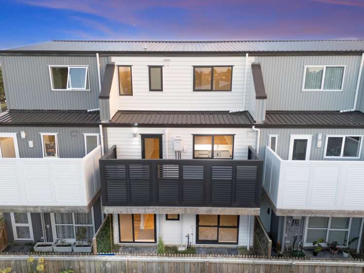 1,2,8/273 Mt Albert Road Sandringham_23