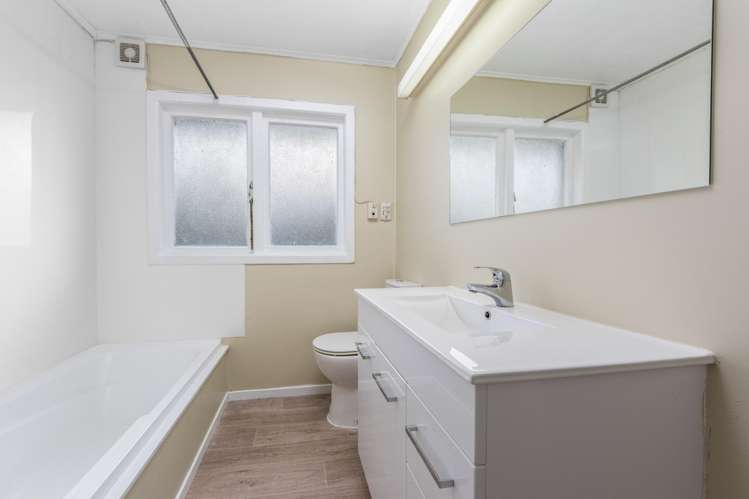 1137 New North Road Mount Albert_16