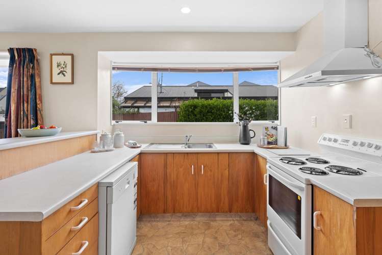 2/35 Peverel Street Riccarton_4