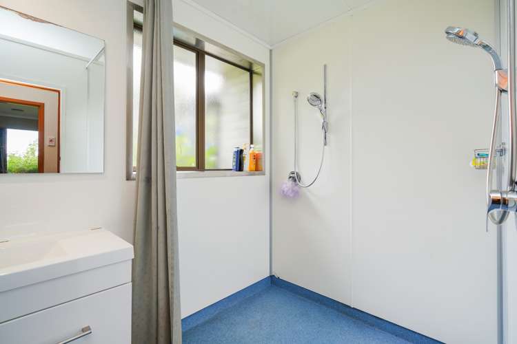 265 Bay Road West Plains_14