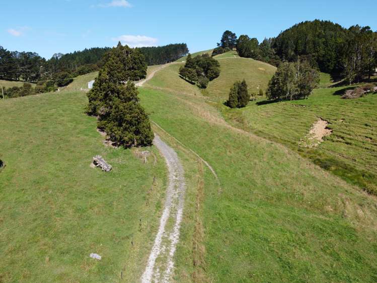 360 Burnside Road Makarau_24