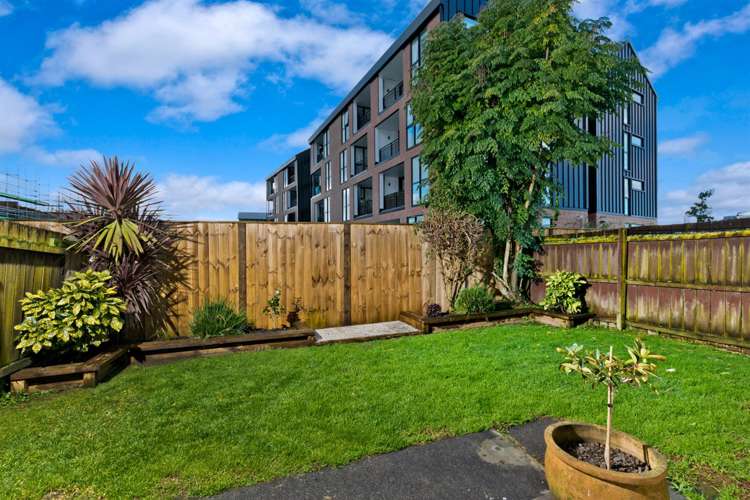 6/5 Keeling Road Henderson_11