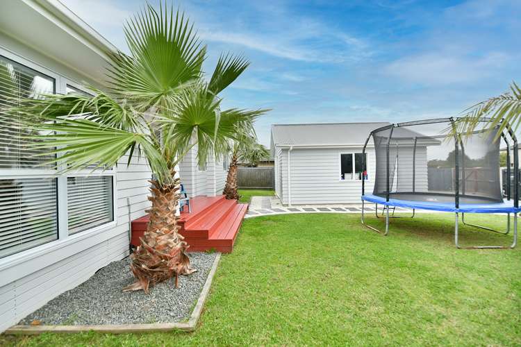 18 Aitkenhead Court Parakai_17