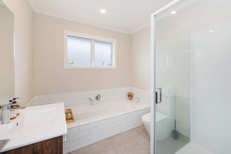 16 Cyprus Place Fitzherbert_15