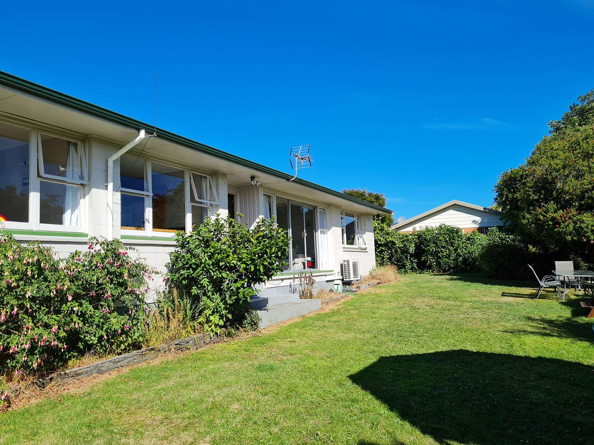 86 Roberta Drive Somerfield Christchurch City Houses for Rent