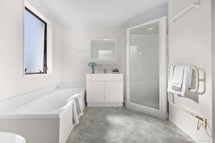 16/61a Birkdale Road Birkdale_10