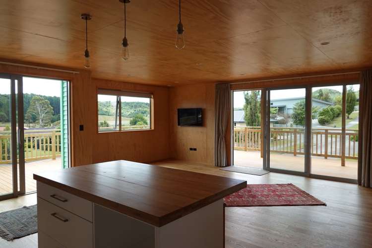 2 Bell Bird Rise Picton_15