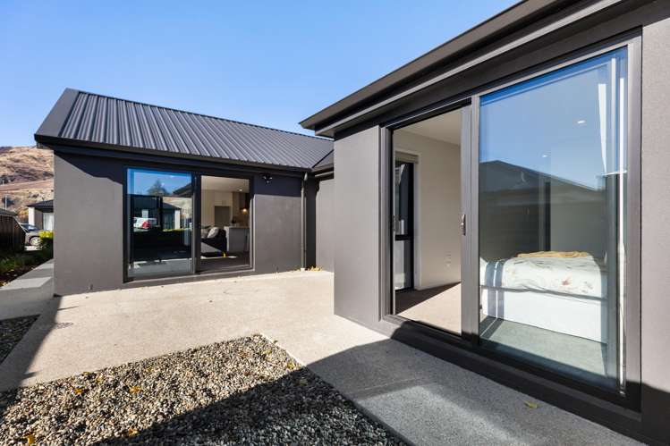 8 Wallis Drive Cromwell_16