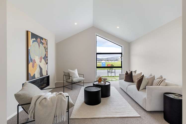 9 Alan Miers Way_2
