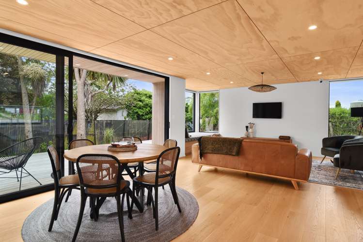 14 Barra Street Karitane_7