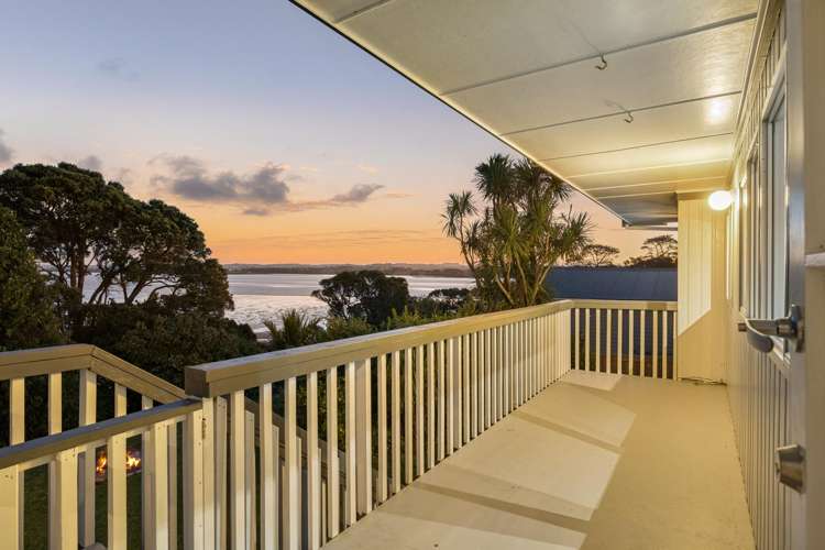 48 Ronald Avenue Glenbrook_10