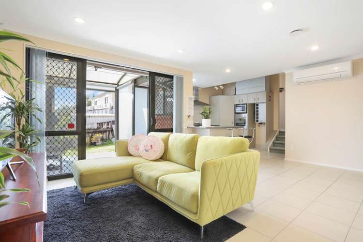 14 Natasha Lane Henderson_5