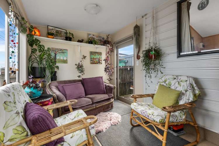 9 Mahoe Street Strandon_2