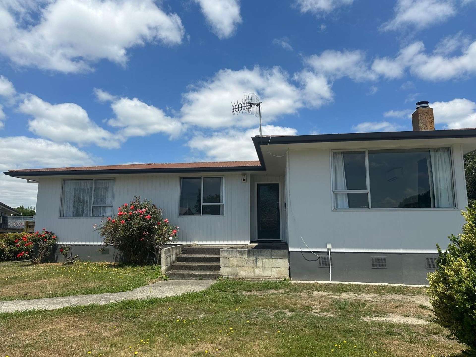 33 Walton Way 10480_0