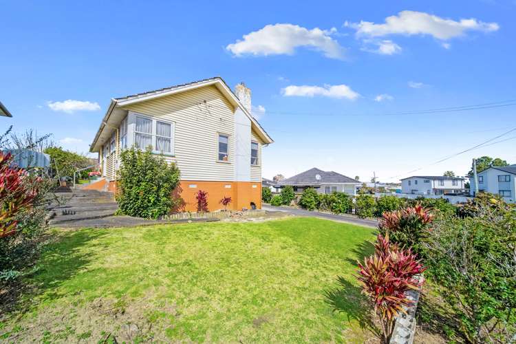 8 Plumley Crescent Mangere_8