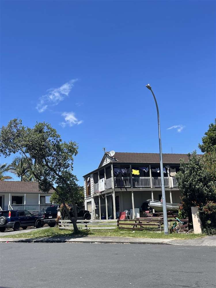 110 Burundi Avenue Clendon Park_4