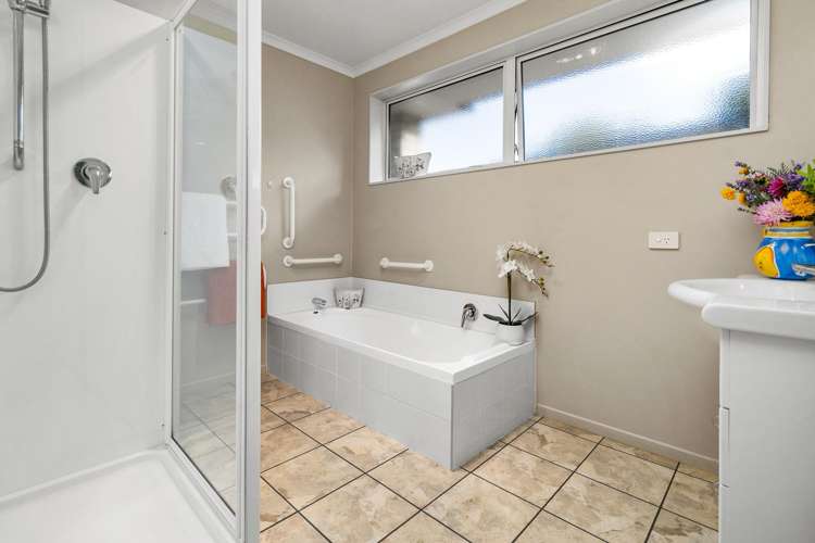 3 Avening Close Blenheim Central_20