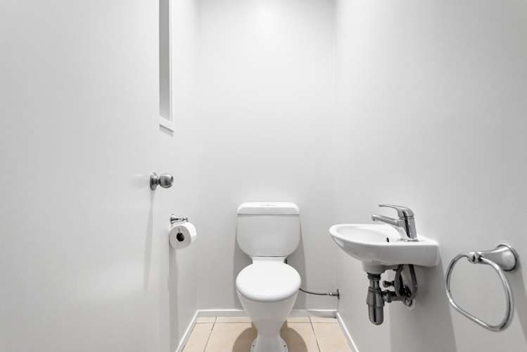 16/11 The Avenue Albany_19