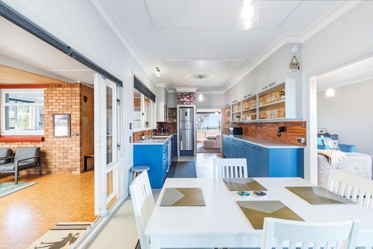 1606 South Road Oakura_2
