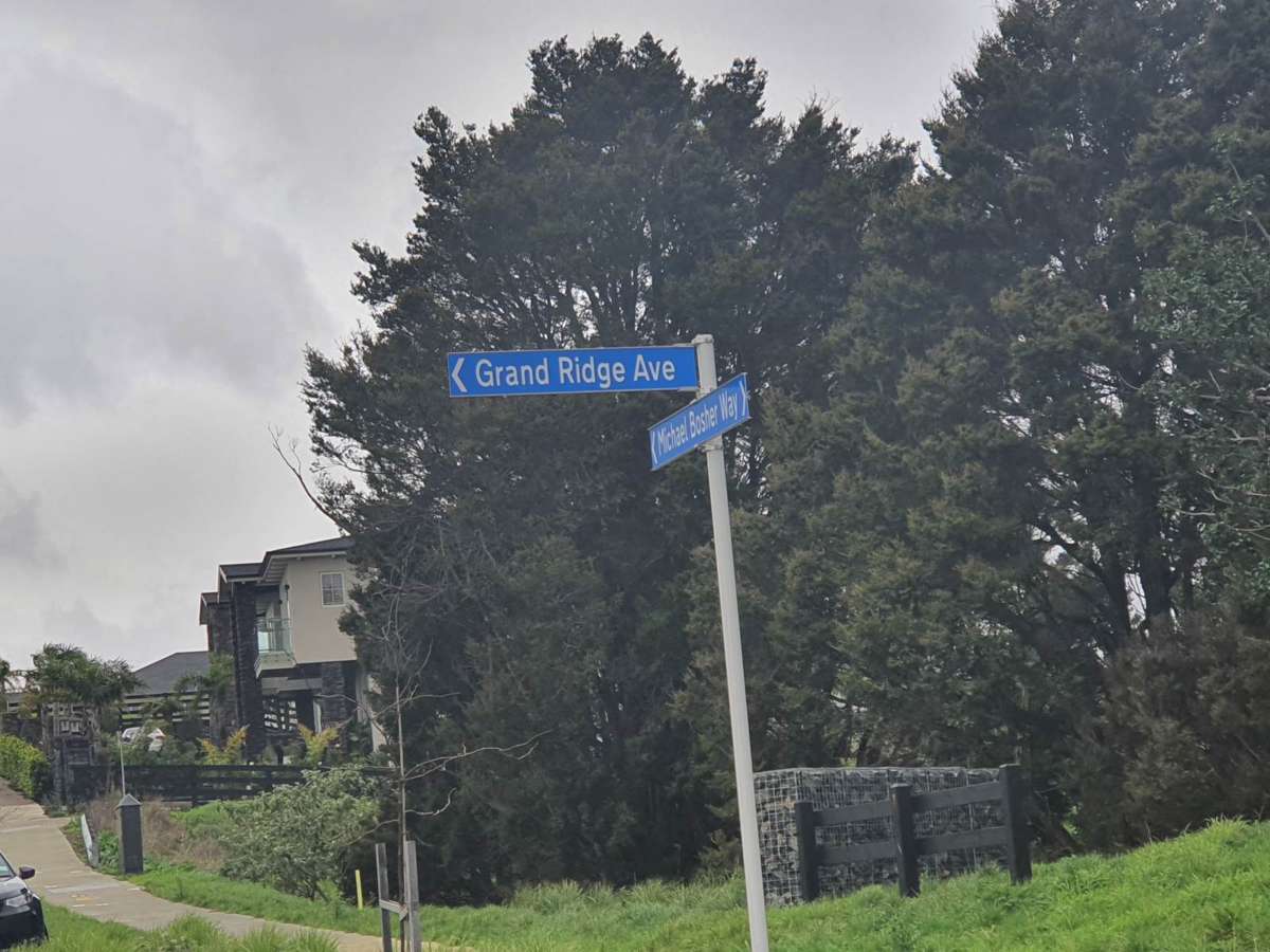 10 Grand Ridge Avenue_1