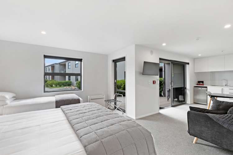 4 Monaco Drive Cromwell_15