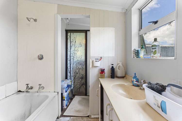 135 Junction Road Mangorei_9