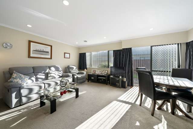 12 Woodland Grove Wainuiomata_3