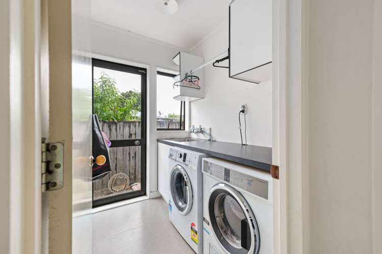 417a Dey Street Hamilton East_11