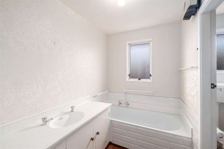 2/35 Oldwood Street Bishopdale_12