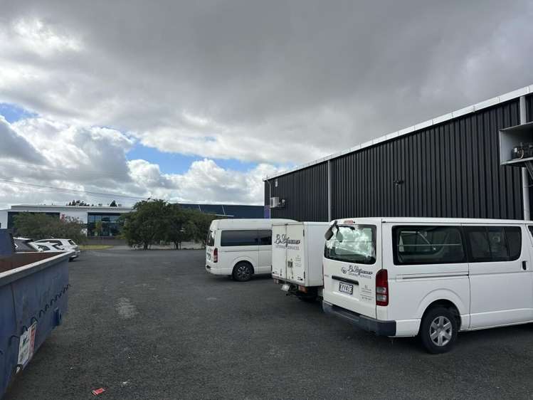 82 Hurlstone Drive Waiwhakaiho_8