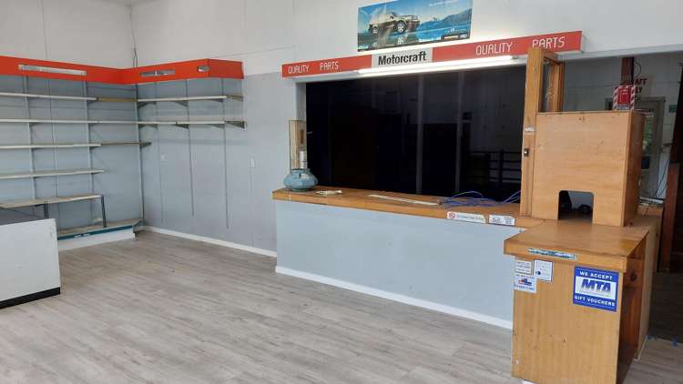 198 Hurndall Street Maungaturoto_15