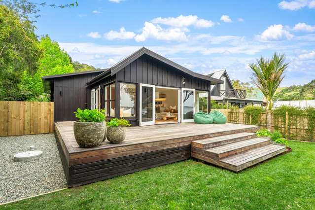 74 Clinton Road, Tāwharanui Peninsula