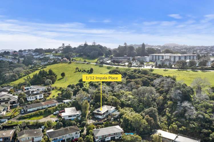 1/12 Impala Place Hillsborough_14