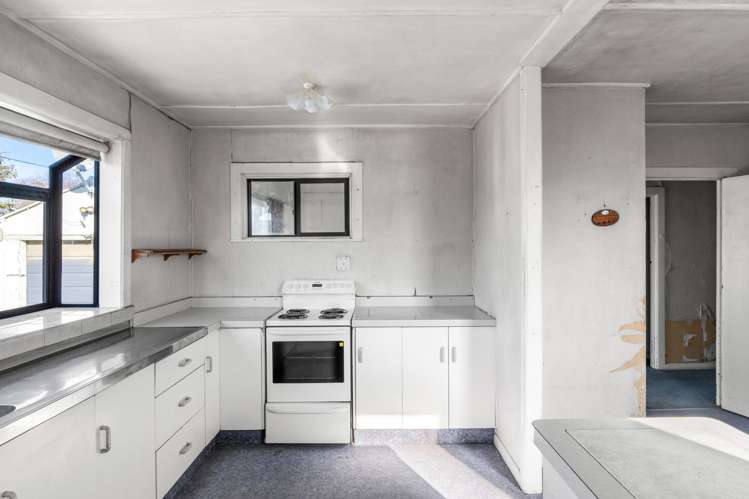 76 Main Road Makaraka_6