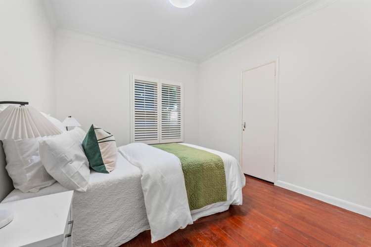 232 Lake Road Hauraki_16