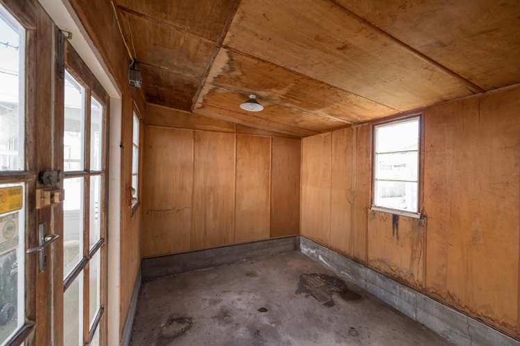 23 Polstead Road Stoke_24